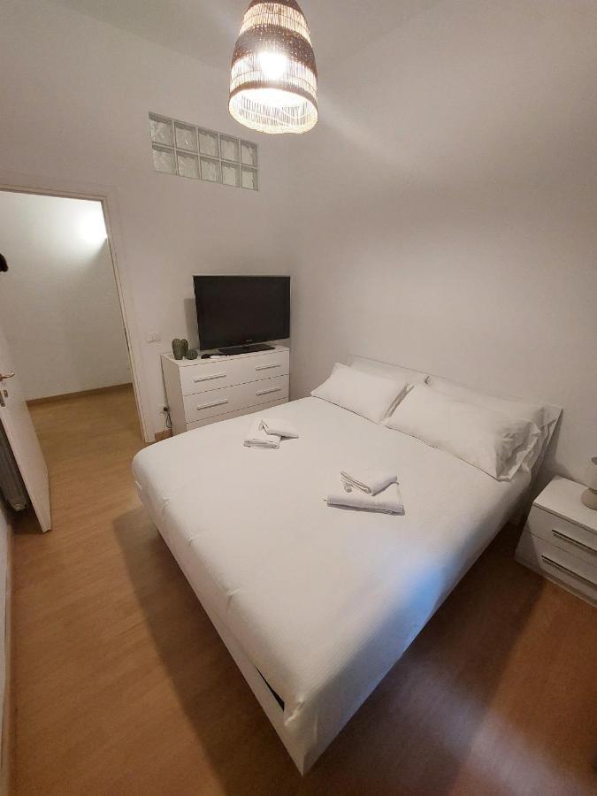 Conte Rosso Apartment Рим Экстерьер фото
