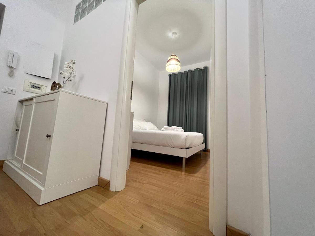Conte Rosso Apartment Рим Экстерьер фото